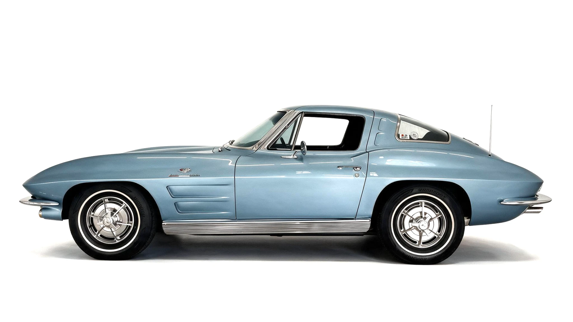 1963 Chevrolet Corvette Split-Window Coupe side profile